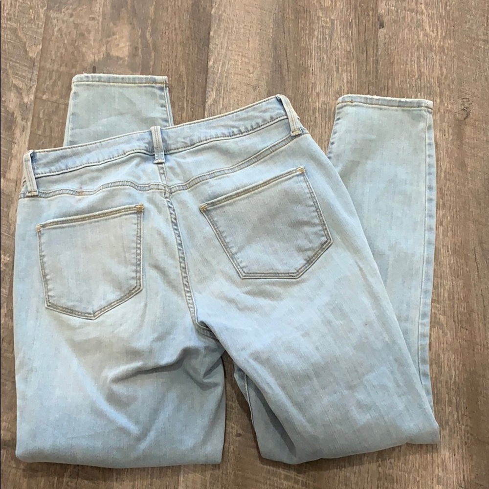 Universal Thread Jeans - image 3